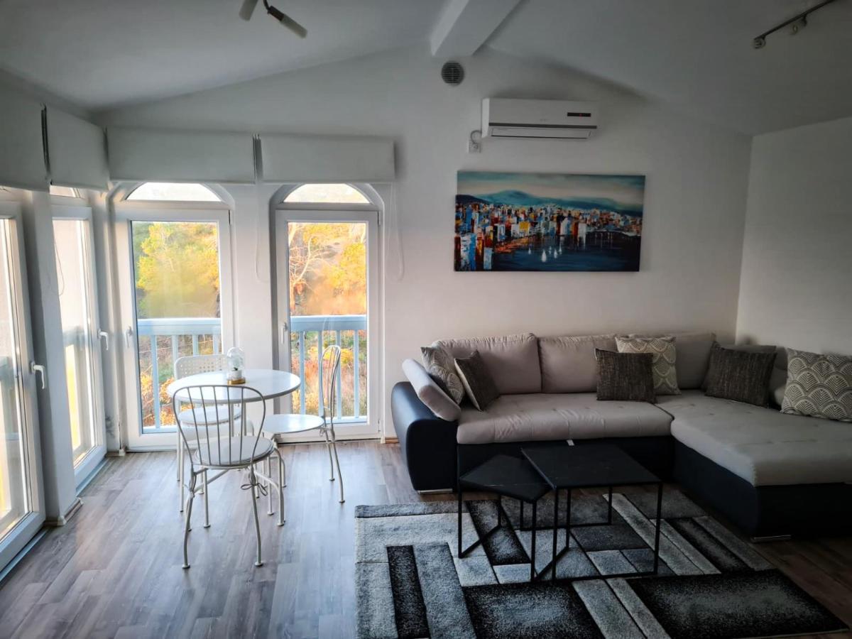 ויר Villa Mena מראה חיצוני תמונה