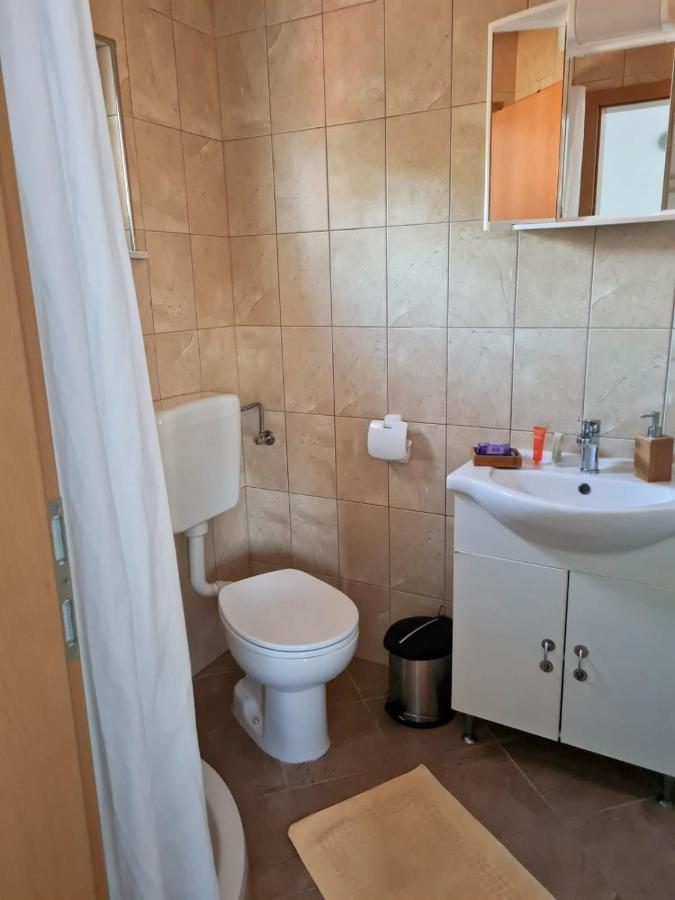 ויר Villa Mena מראה חיצוני תמונה