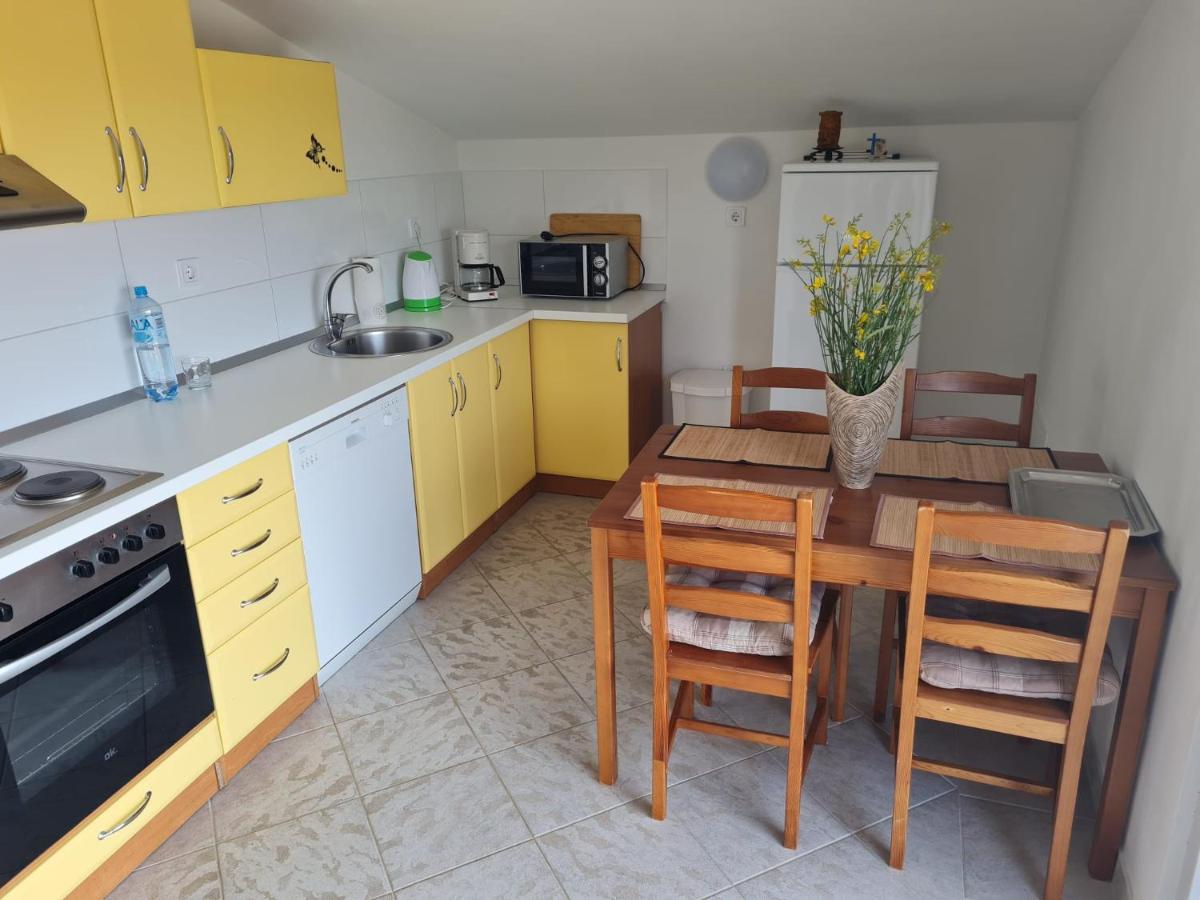 ויר Villa Mena מראה חיצוני תמונה